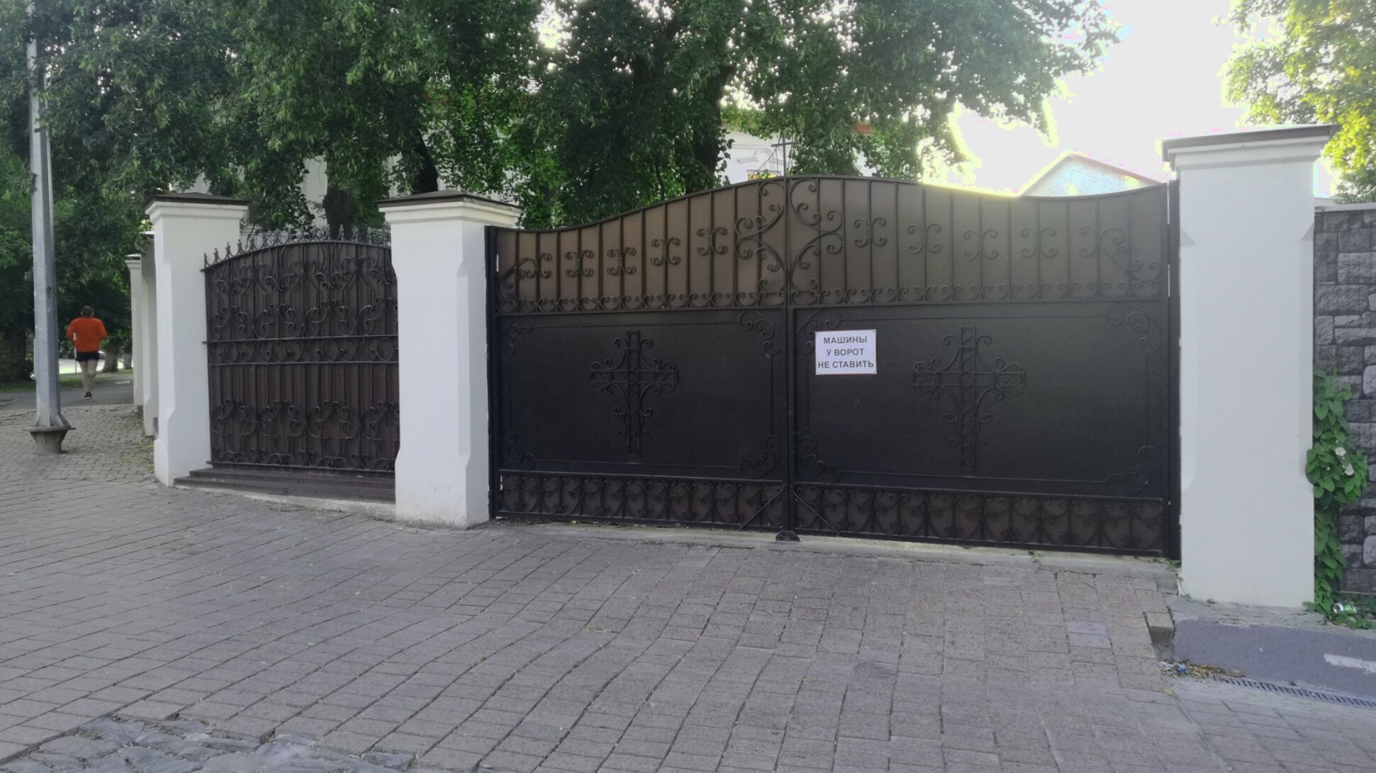 Святые врата Ильинского женского монастыря в Тюмени