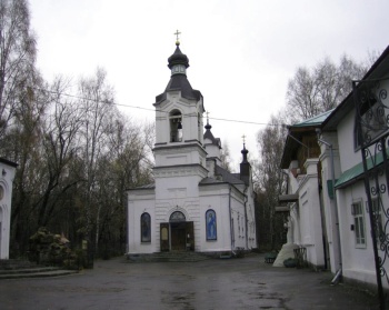 Храм во имя Всех Святых на Михайловском кладбище в Екатеринбурге