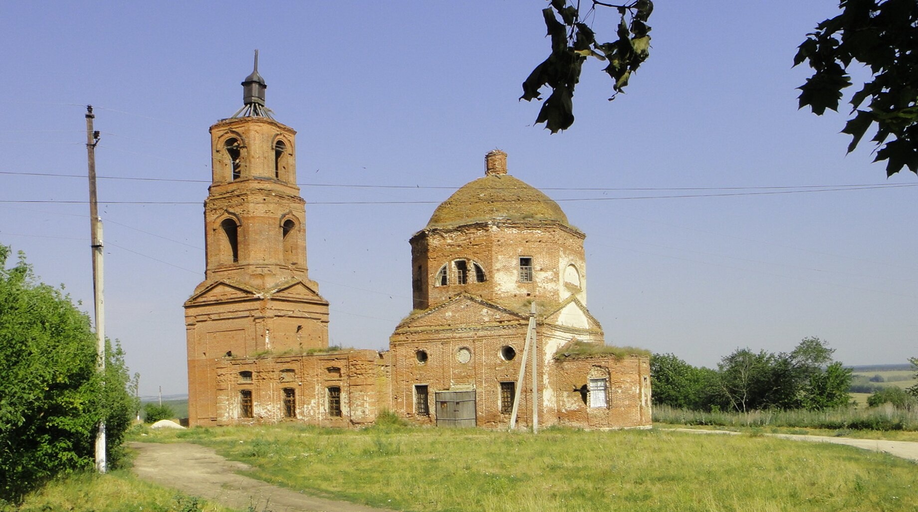 Покровская церковь в селе Голиково