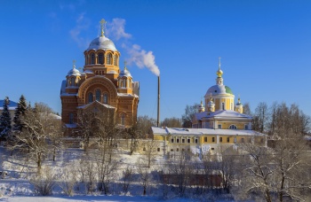 Покровский Хотьков ставропигиальный женский монастырь в зимний период