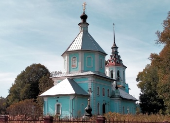 Церковь Тихвинской иконы Божией Матери в селе Титовское