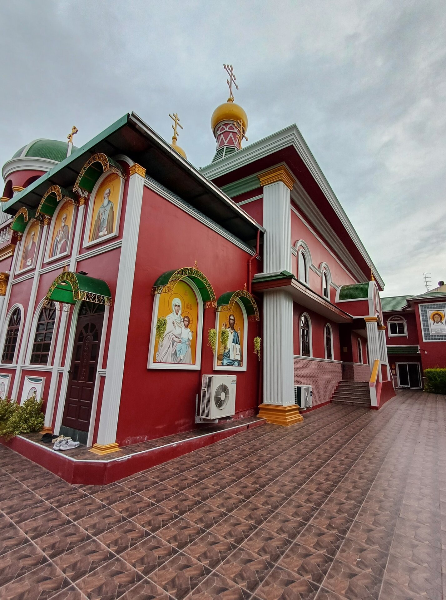 Храм Святителя Николая Чудотворца в Бангкоке