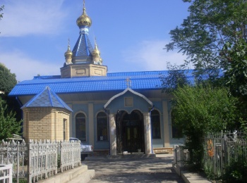 Храм святого Александра Невского в Ташкенте