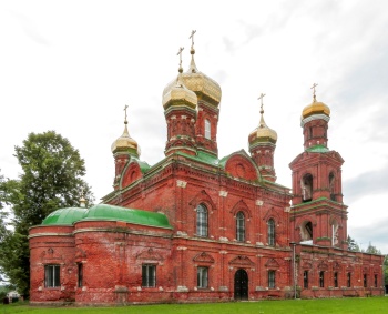 Храм Всех Святых в селе Ивановское