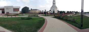 Храм святых апостолов Петра и Павла на Прохоровском поле