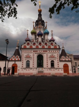 Храм в честь иконы Божией Матери «Утоли Моя Печали» в Саратове