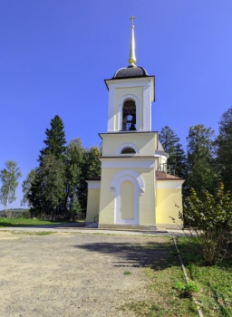 Церковь Николая Чудотворца на Холмах в усадьбе Николо-Прозорово