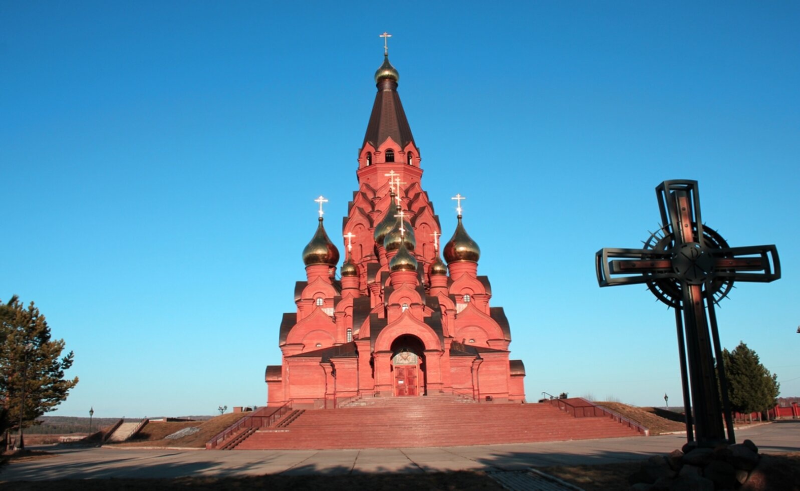 Крестовоздвиженский собор в Лесосибирске
