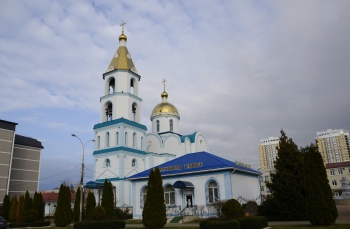 Указатель к Свято-Покровскому храму в Краснодаре