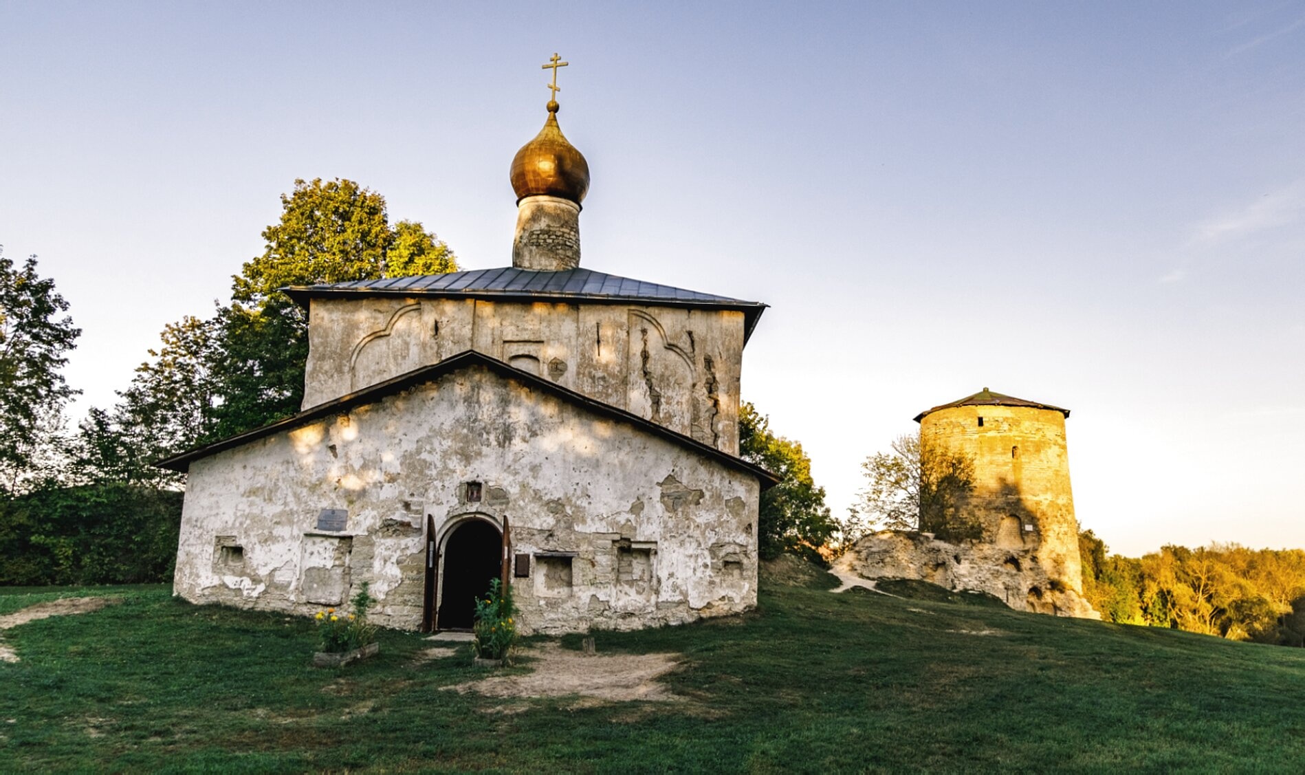 Храм святых Космы и Дамиана с Гремячей горы в Пскове