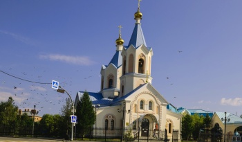 Храм Святых Первоверховных Апостолов Петра и Павла в Салехарде