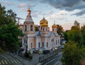 Храм в честь святителей Московских в Нижнем Новгороде