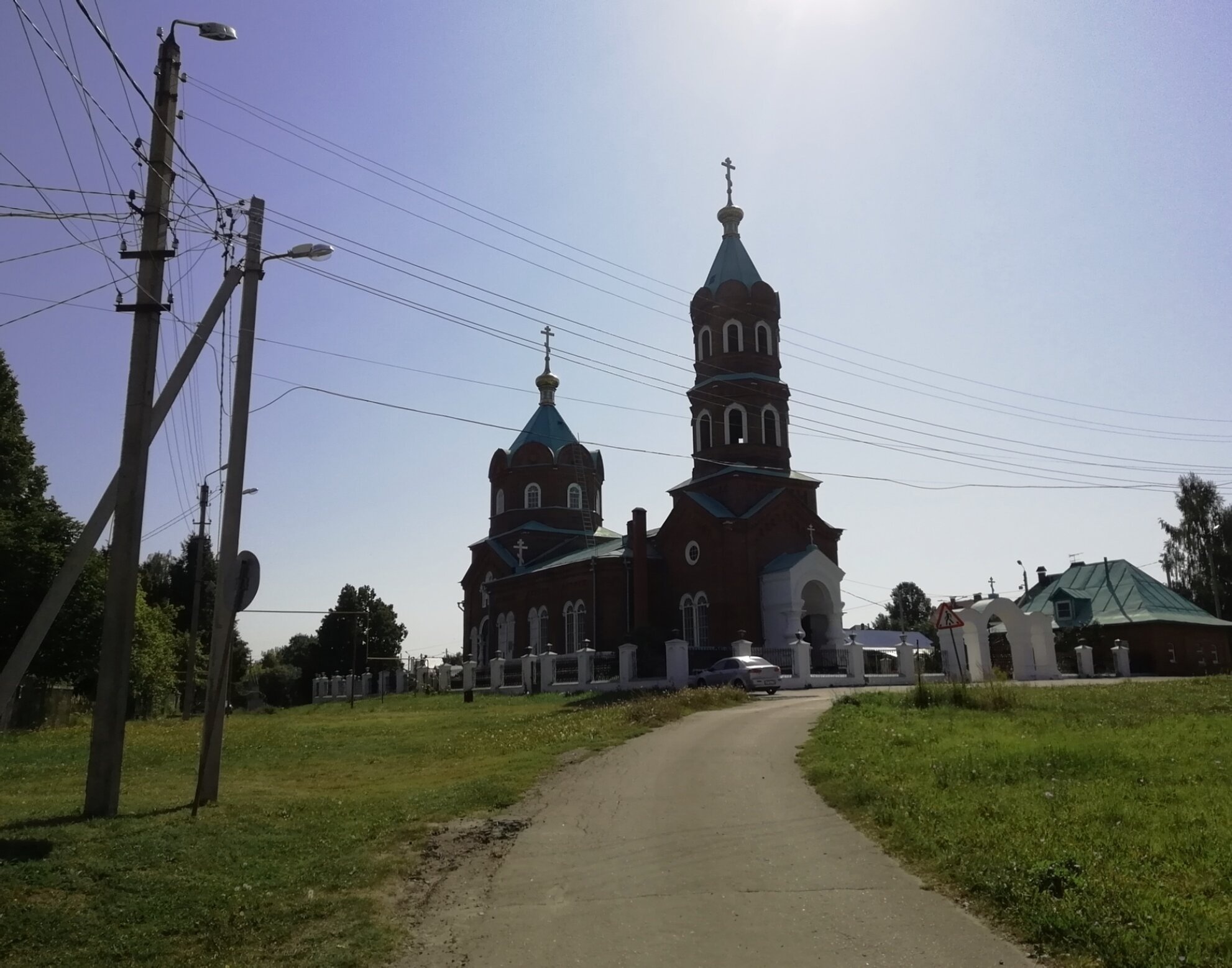 Свято-Троицкий храм в селе Безводное