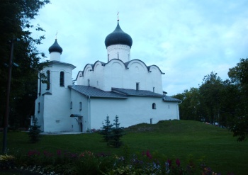Церковь Василия Великого на Горке в Пскове