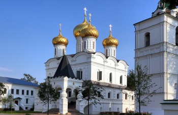 Троицкий собор Ипатьевского монастыря в Костроме