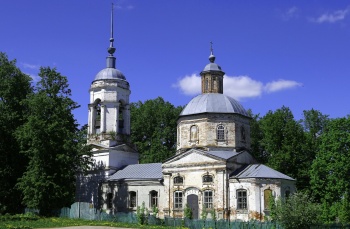 Церковь Покрова Пресвятой Богородицы в селе Омофорово