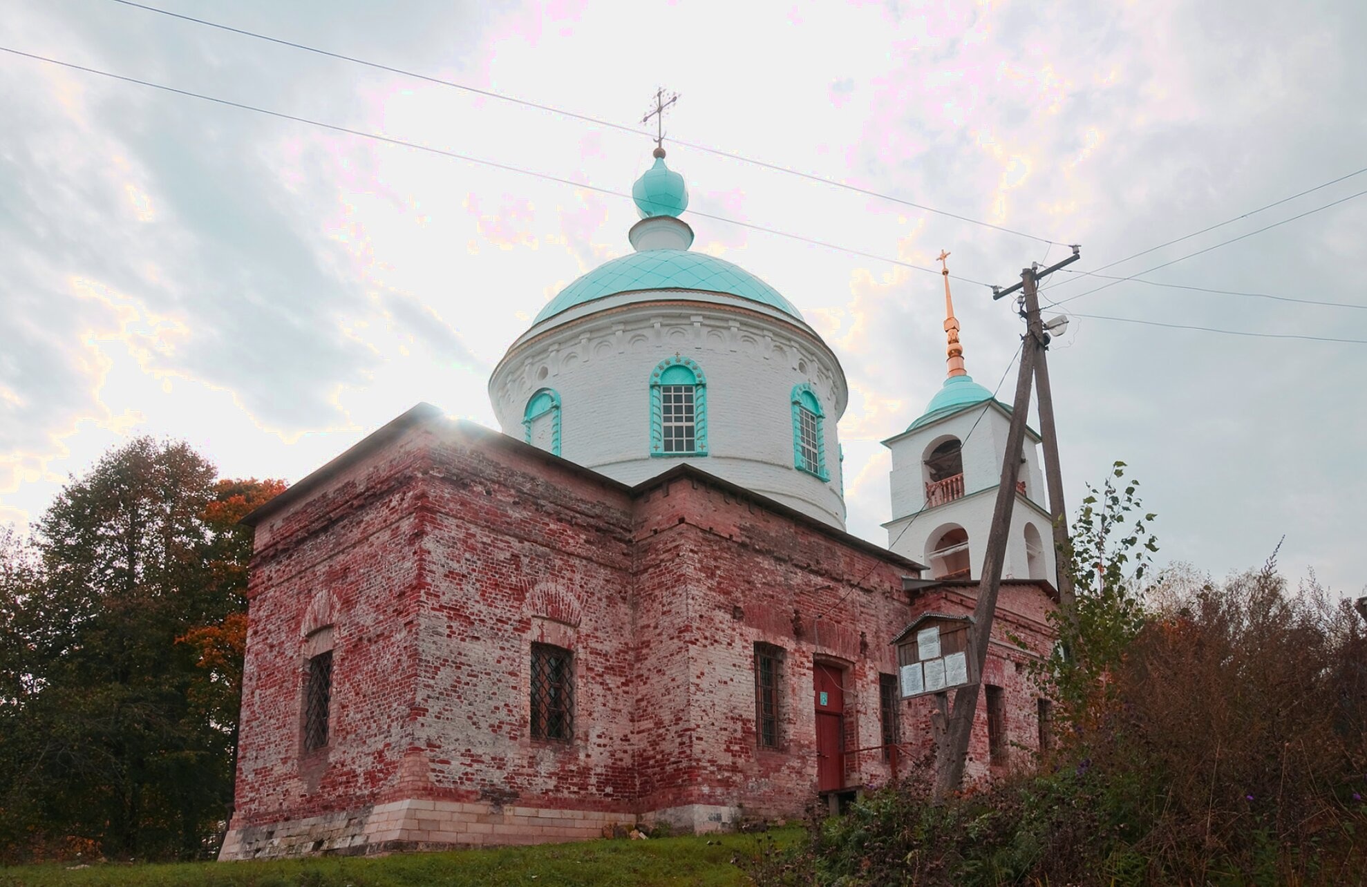 Храм Вознесения Господня в деревне Сурмино