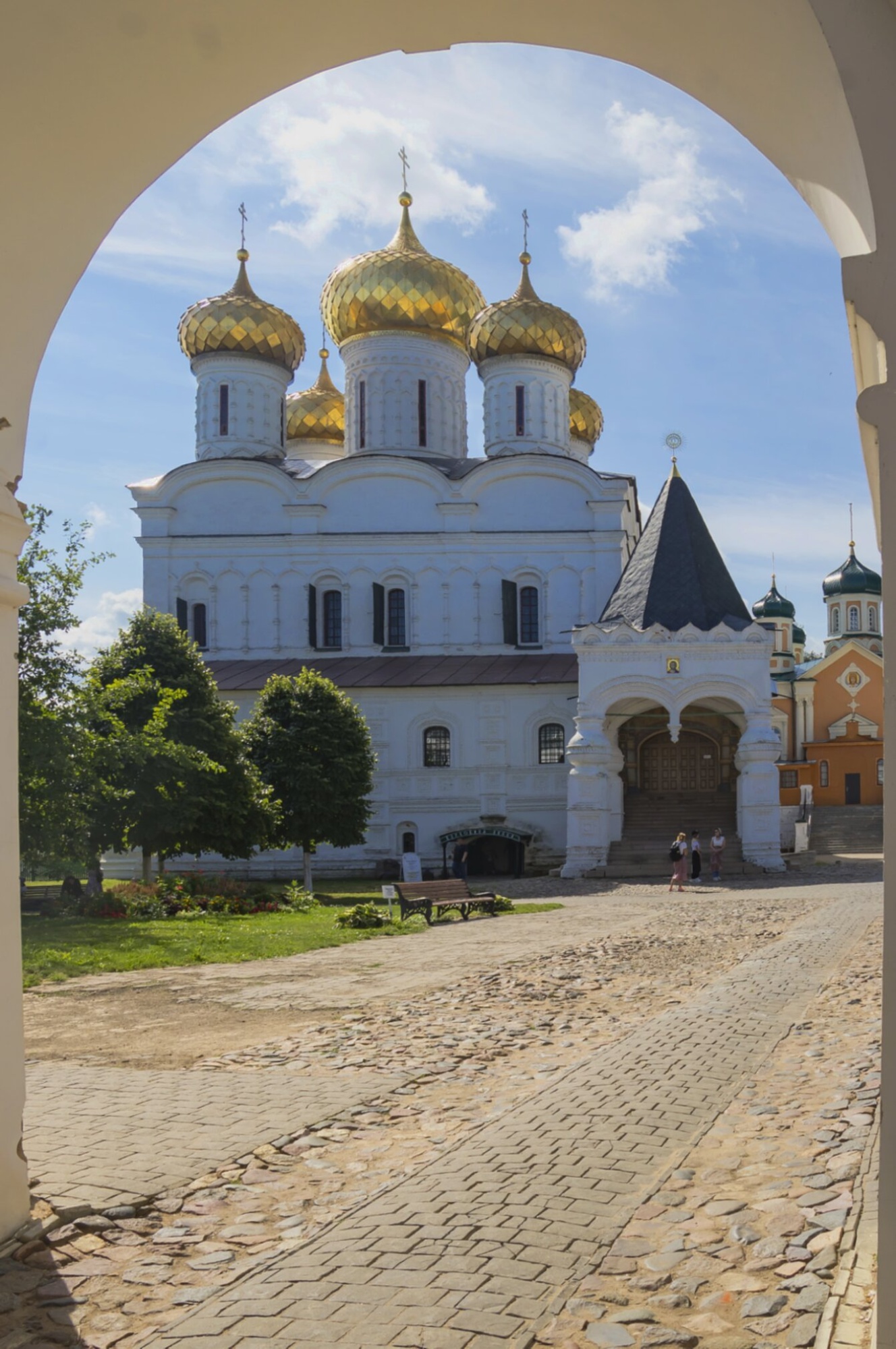 Троицкий собор Ипатьевского монастыря в Костроме