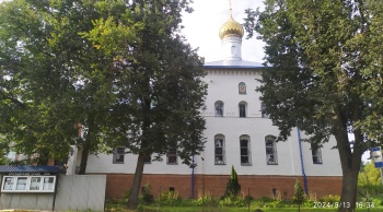 Храм Рождества Пресвятой Богородицы в селе Махра