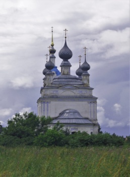 Церковь Рождества Пресвятой Богородицы в селе Савинское