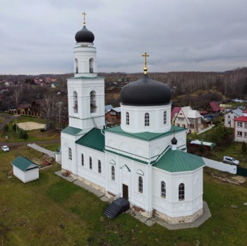 Церковь Преображения Господня в селе Кадницы
