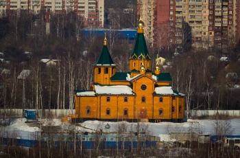 Храм в честь Собора Архистратига Михаила на Мончегорской улице в Нижнем Новгороде