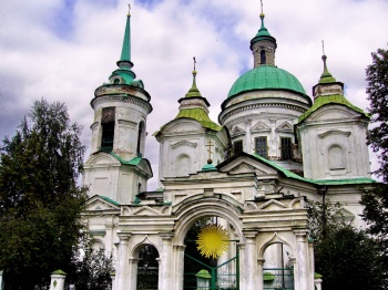 Храм во имя святителя Николая Чудотворца в селе Быньги