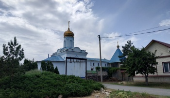 Храм Смоленской иконы Божией Матери «Одигитрия» в Октябрьске