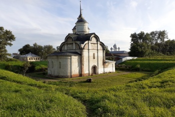 Церковь Исидора Блаженного на Валах в Ростове Великом