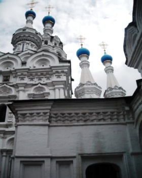 Храм Рождества Пресвятой Богородицы в Путинках