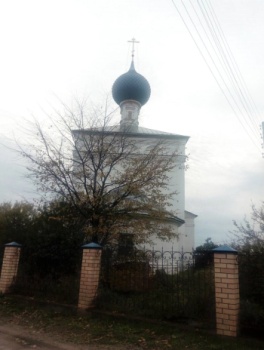 Церковь-школа Покрова Богоматери в селе Пестрецово