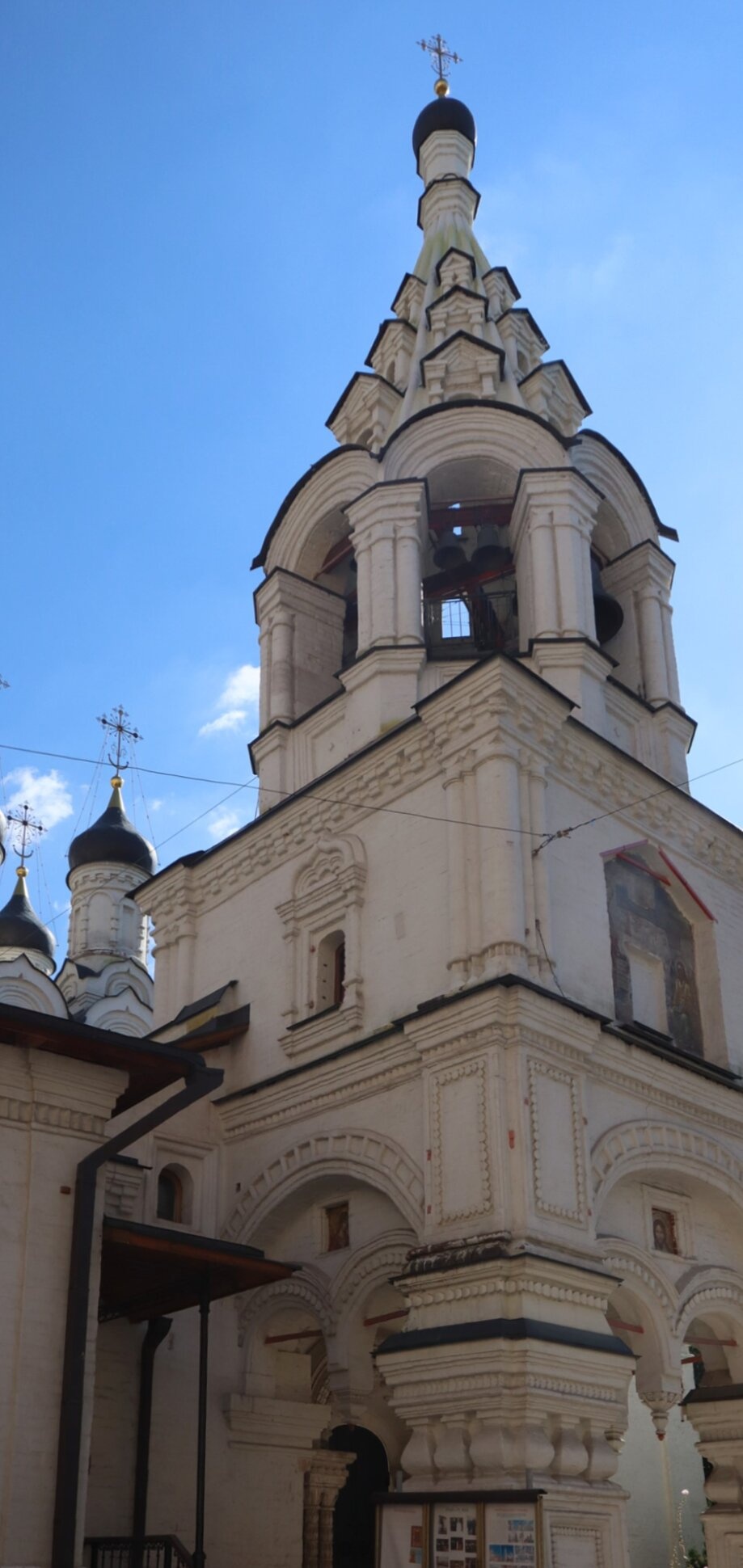 Мозаика Благовещения на храме Георгия Победоносца в Старых Лучниках