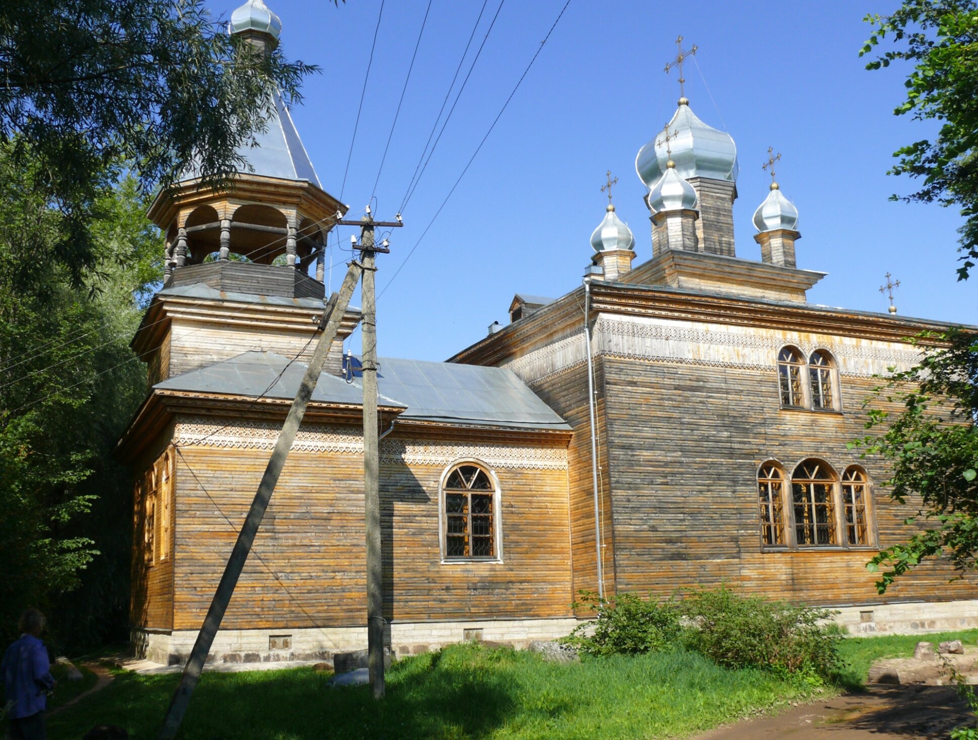 Храм Святых Апостолов Петра и Павла в деревне Холынья