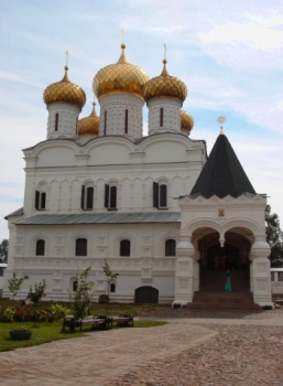 Троицкий собор Ипатьевского монастыря в Костроме