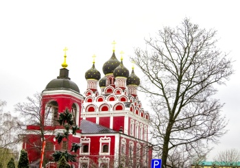 Панорама Исаакиевской площади: Исаакиевский собор и памятник Николаю I