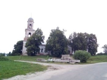 Церковь Троицы Живоначальной в Лужниках