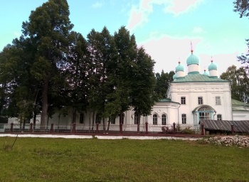 Покровская церковь в селе Падерино