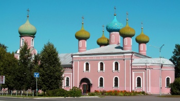 Спасо-Преображенский собор в Тихвине