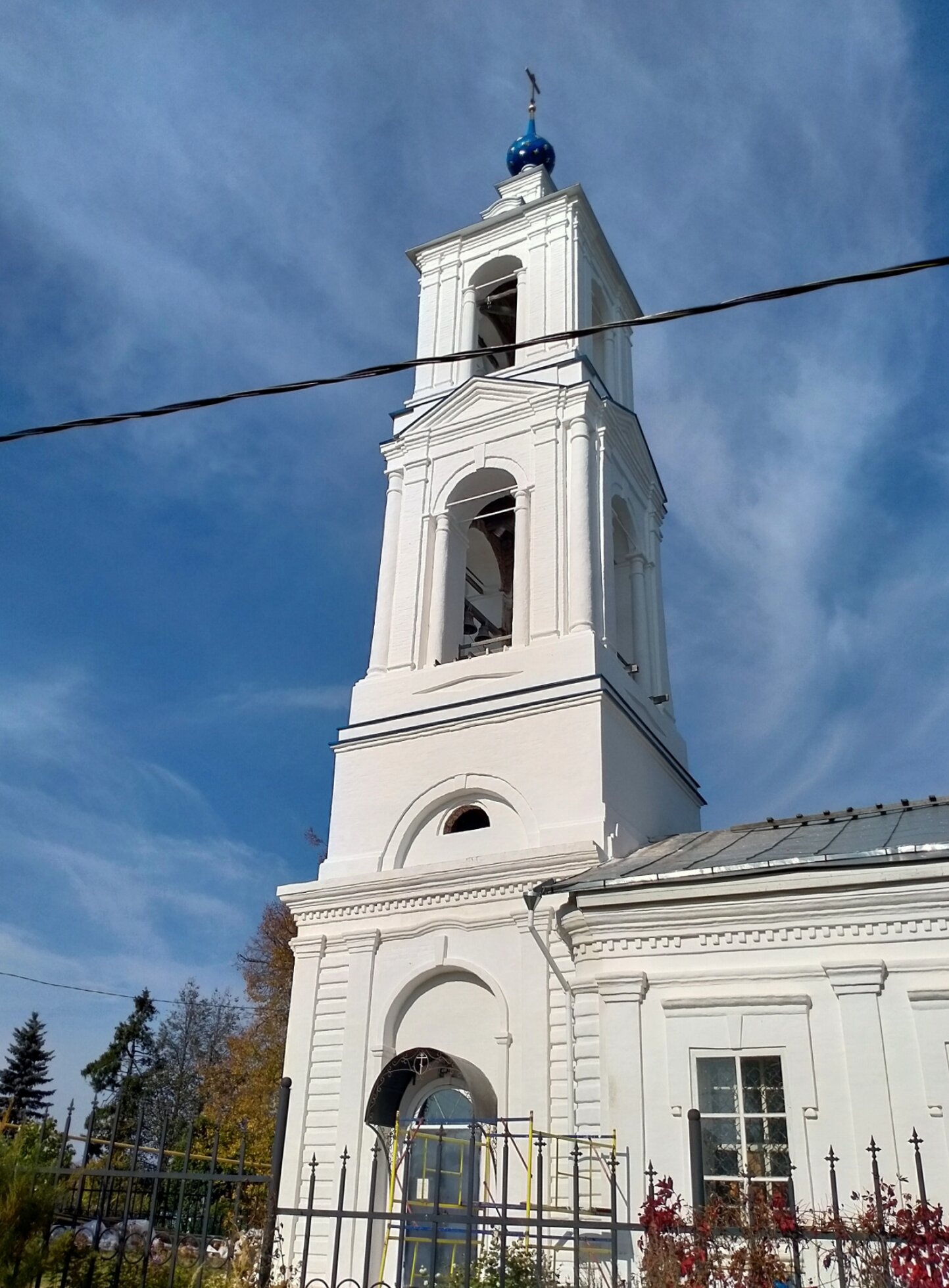 Колокольня Вознесенской церкви в селе Красное