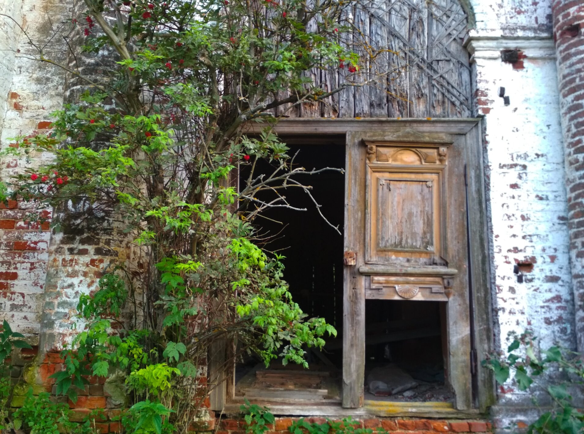 Церковь Николая Чудотворца в селе Бор - исторический православный храм