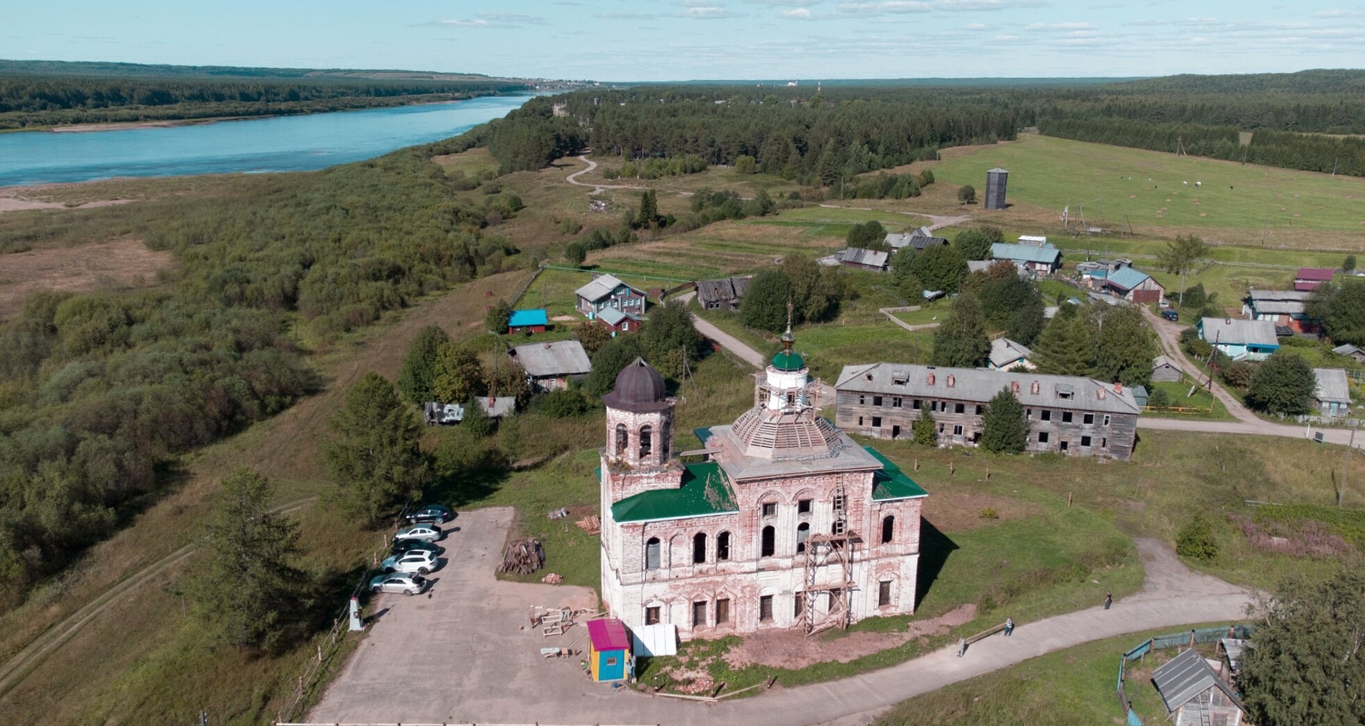 Церковь Рождества Богородицы в селе Онежье