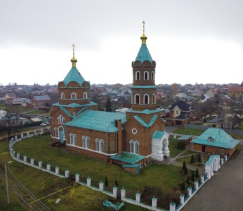 Храм Живоначальной Троицы в селе Безводное