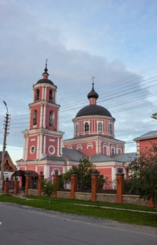 Крестовоздвиженский храм в Старом Осколе