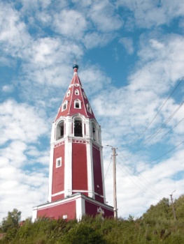 Колокольня Казанско-Преображенской церкви в Тутаеве