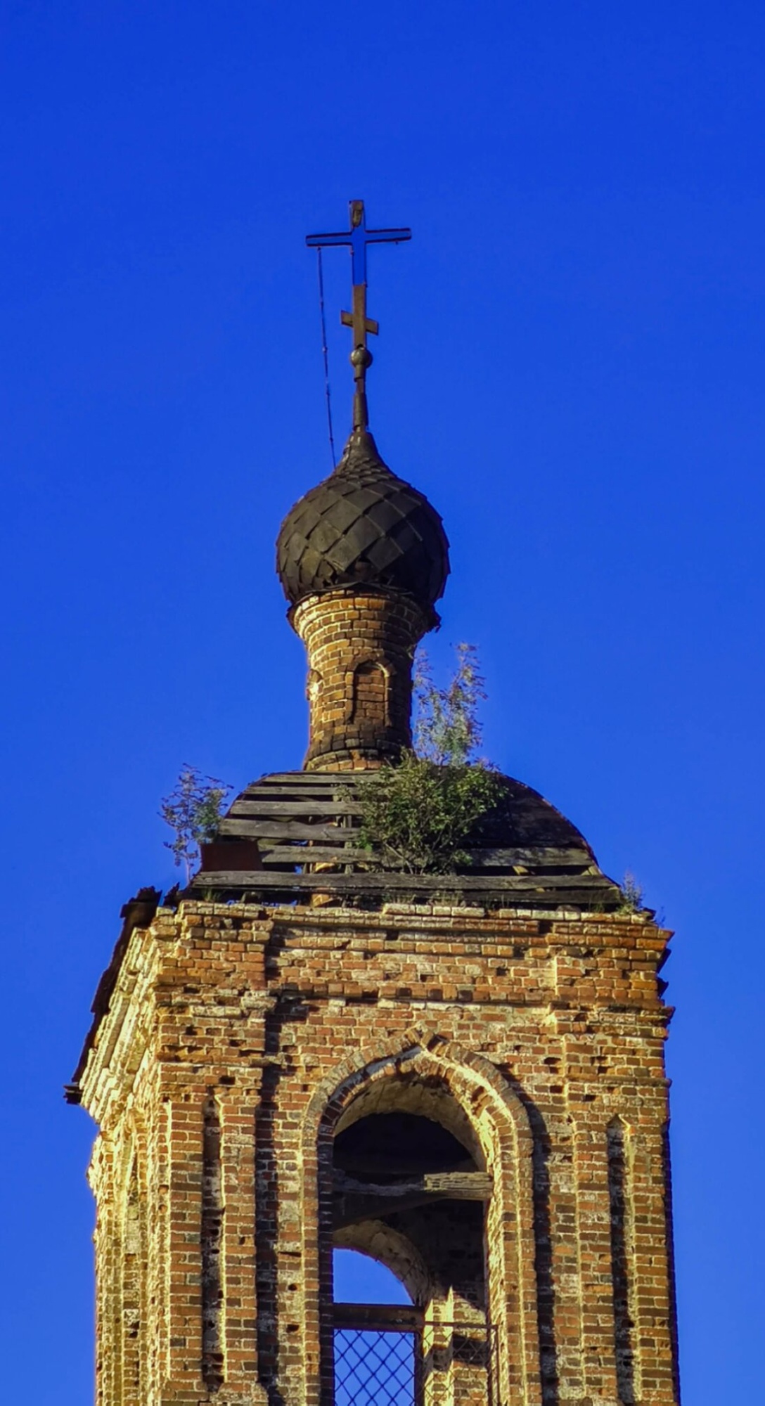 Колокольня Воскресенской церкви в селе Афанасьево