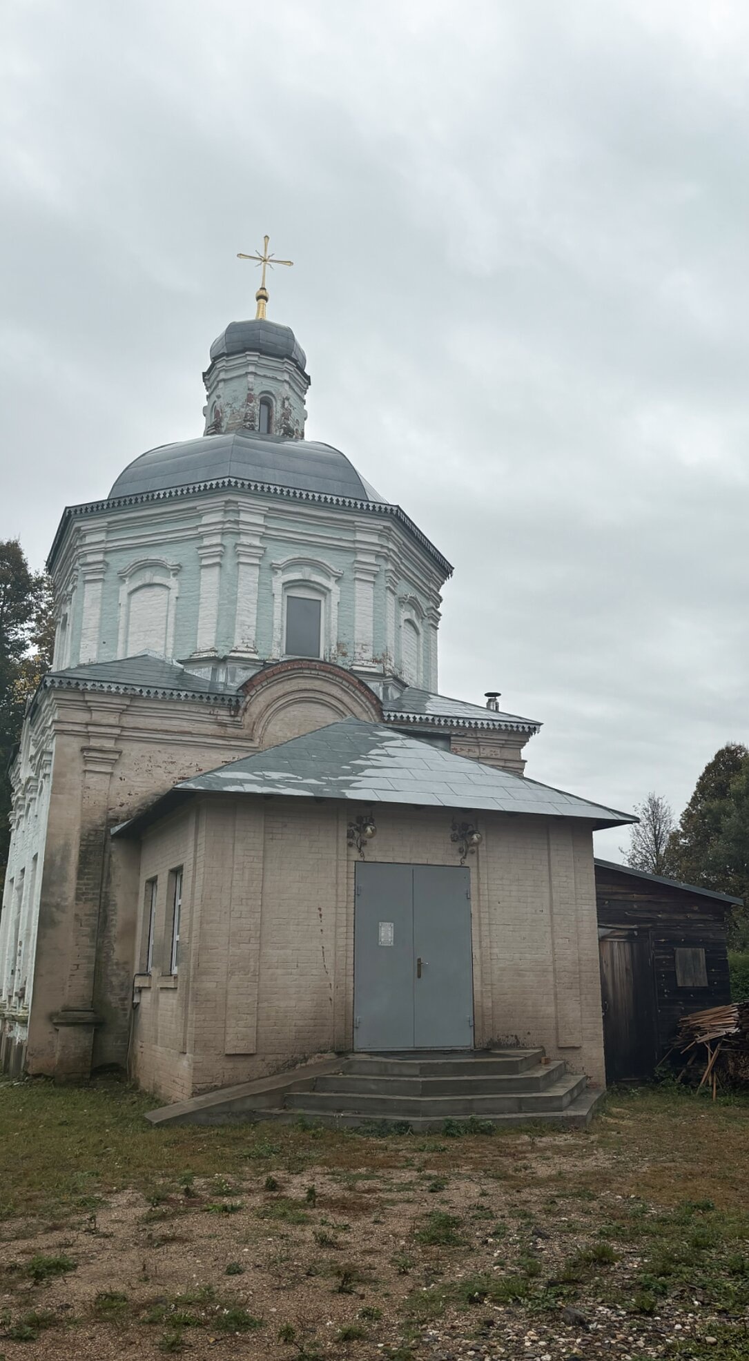 Колокольня Церкви Богоявления Господня в Донской Негачевке