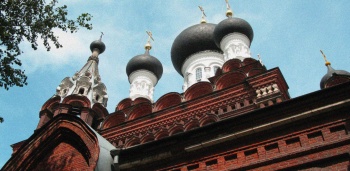 Купола Храма Всемилостивого Спаса в Нижнем Новгороде