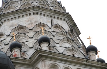 Церковь Преображения Господня в селе Остров: архитектурная деталь