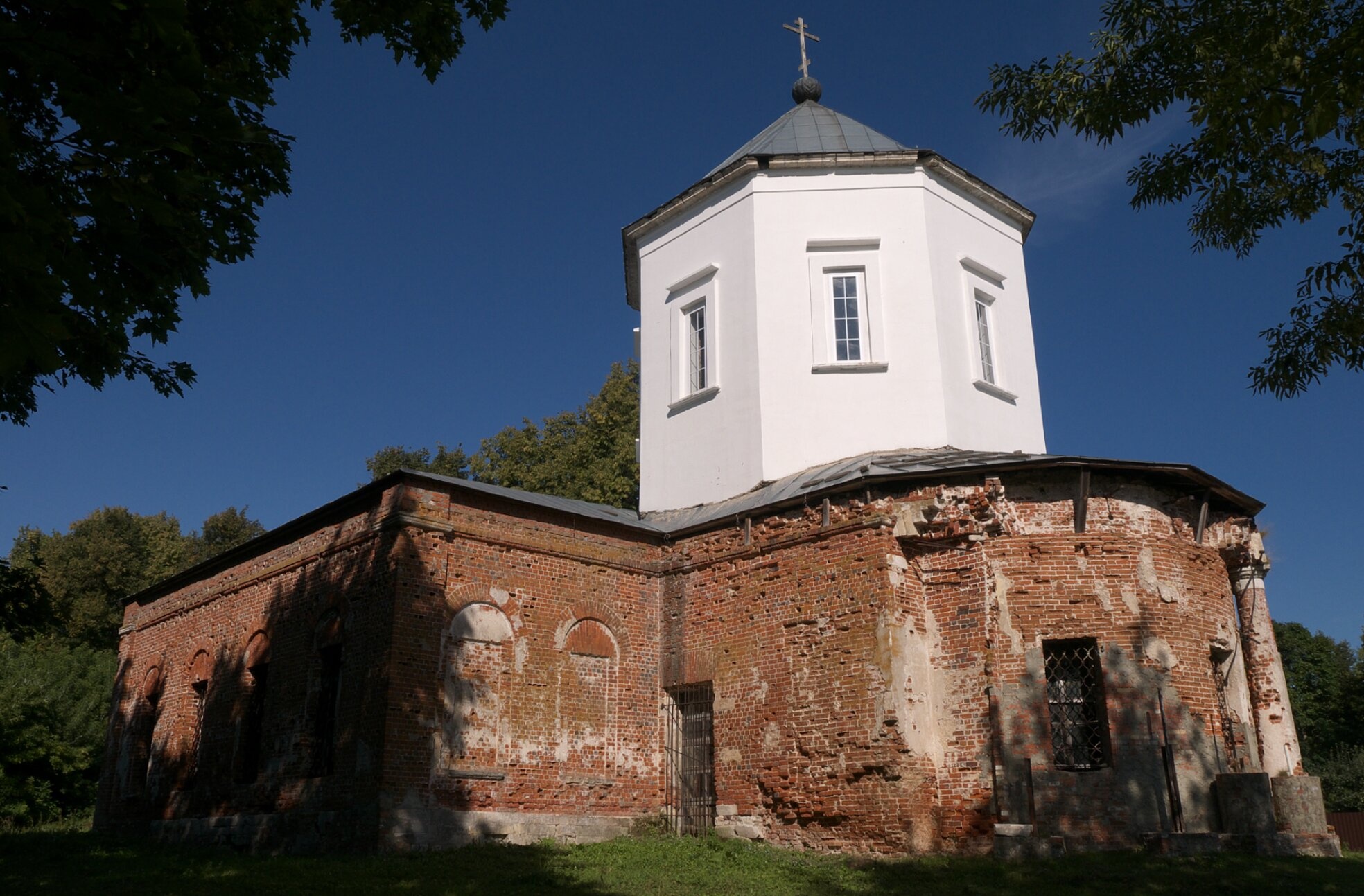 Скорбященская церковь в селе Ассаурово: история храма иконы Божией Матери «Всех скорбящих Радость»