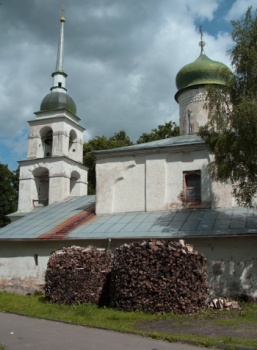 Храм Святой Великомученицы Анастасии Узорешительницы в Пскове